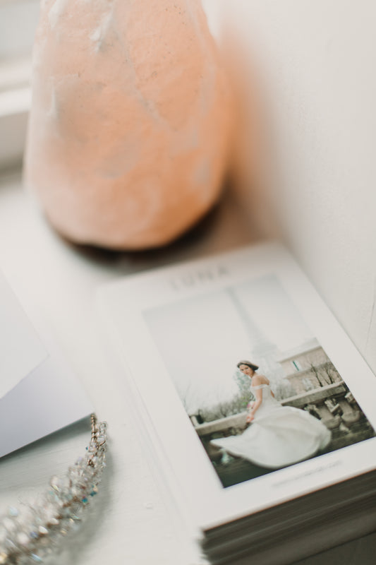 Salt rock Lamp with postcard and broach Luna Bride